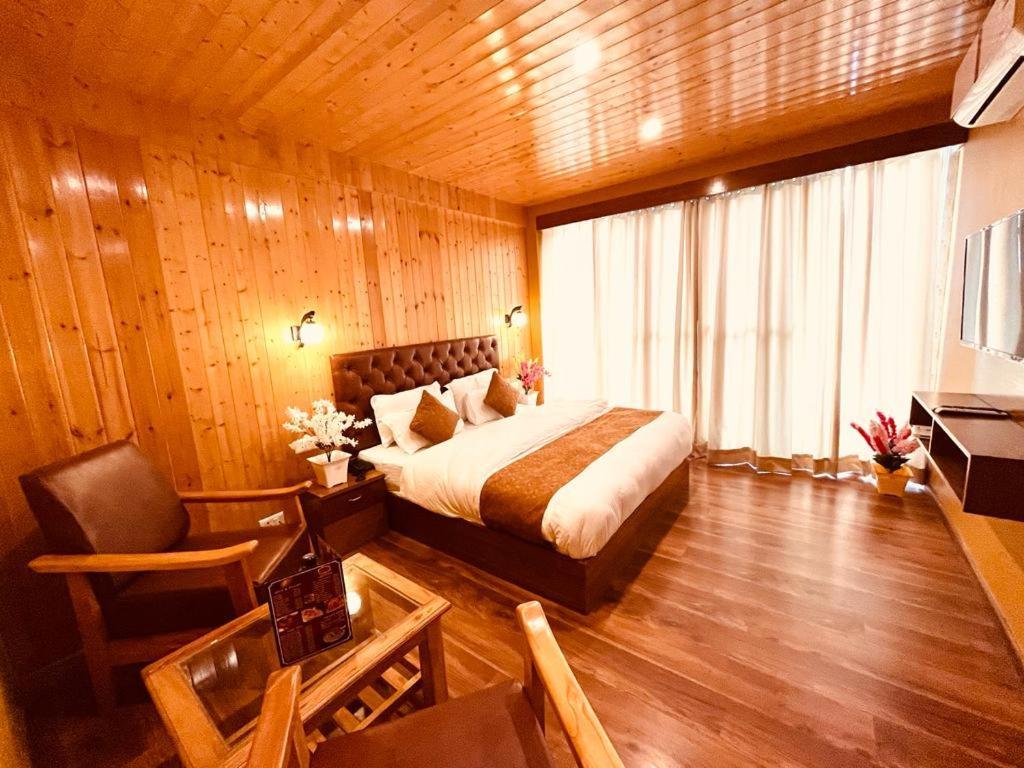 Tata Vista Resort Mall Road Manali - Centrally Heated & Air Cooled Manāli Exterior foto