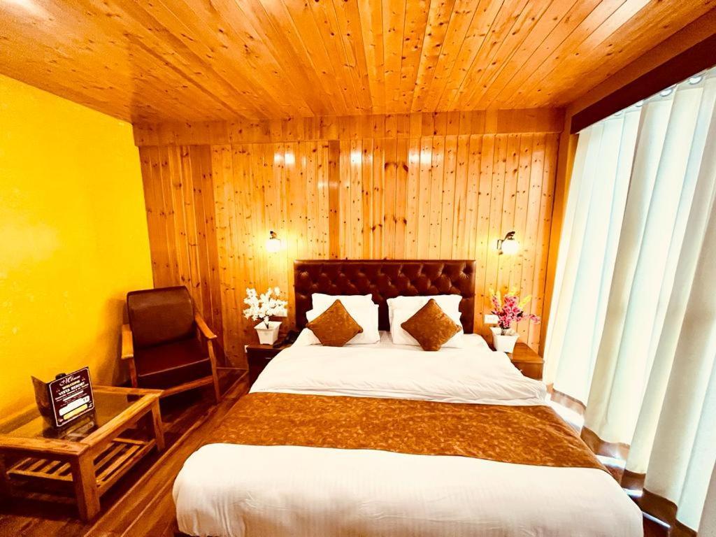 Tata Vista Resort Mall Road Manali - Centrally Heated & Air Cooled Manāli Exterior foto