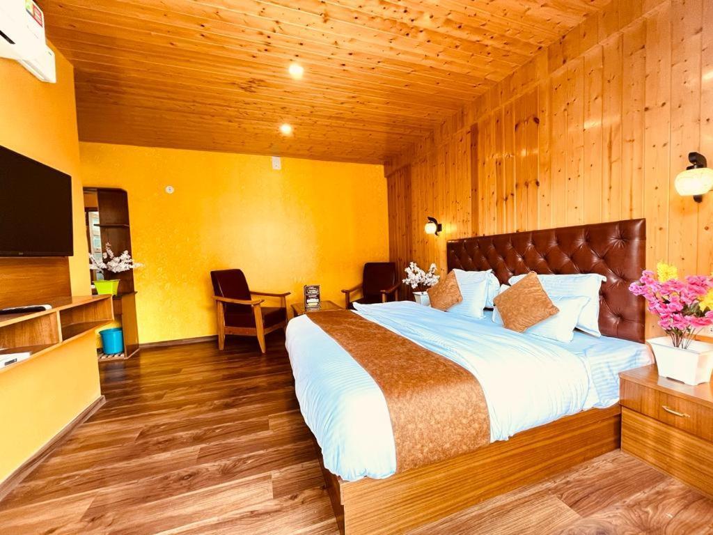 Tata Vista Resort Mall Road Manali - Centrally Heated & Air Cooled Manāli Exterior foto